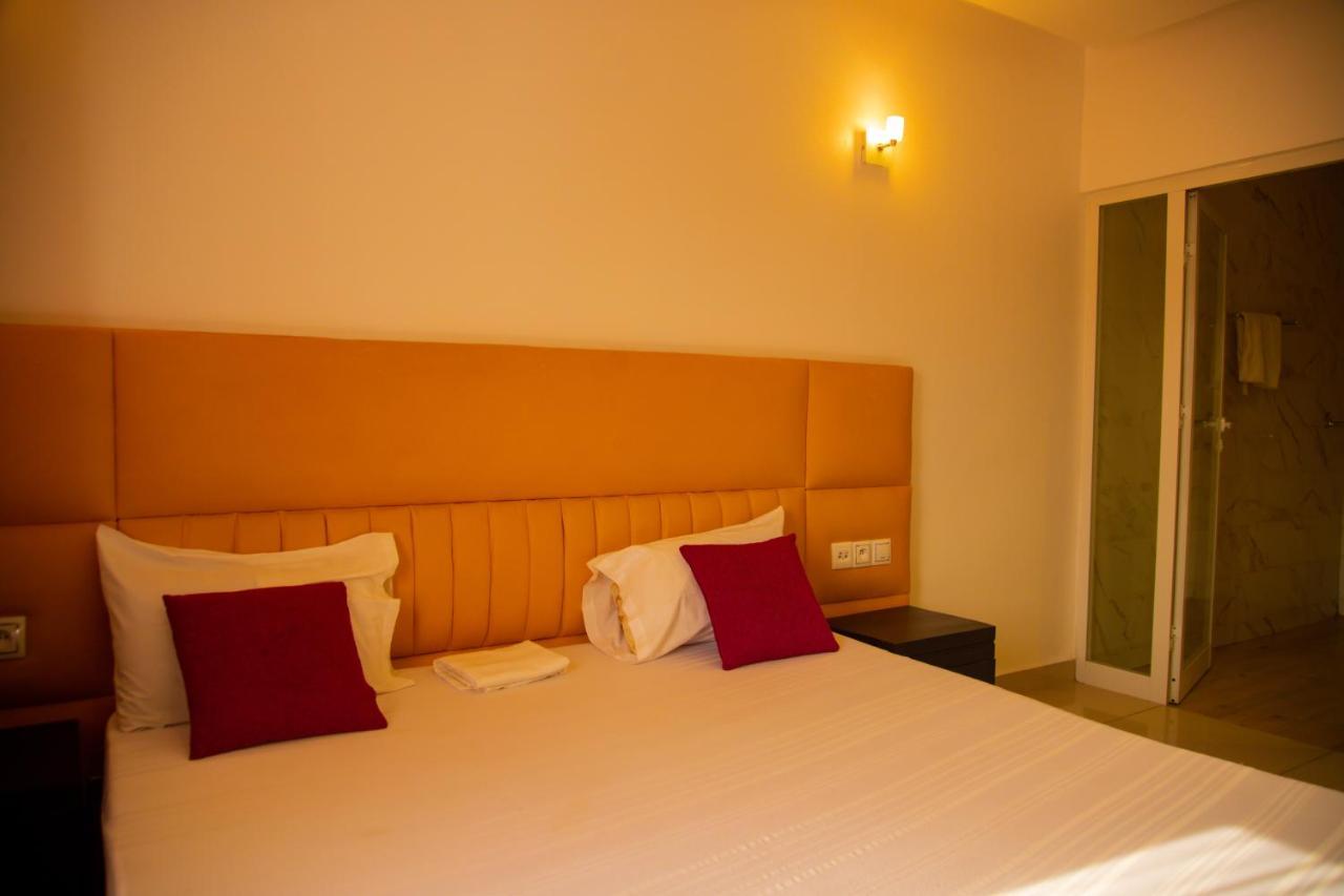 Imolease Hubert Sainte Rita Apartment Котону Екстериор снимка