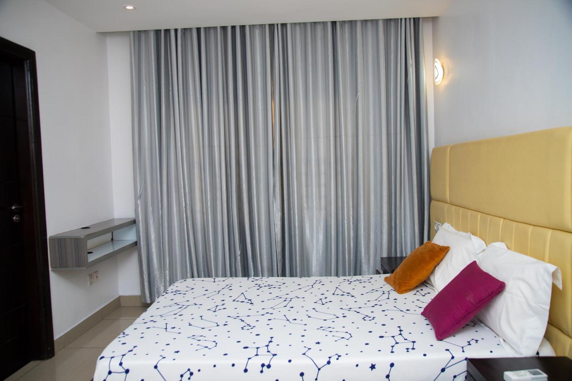 Imolease Hubert Sainte Rita Apartment Котону Екстериор снимка