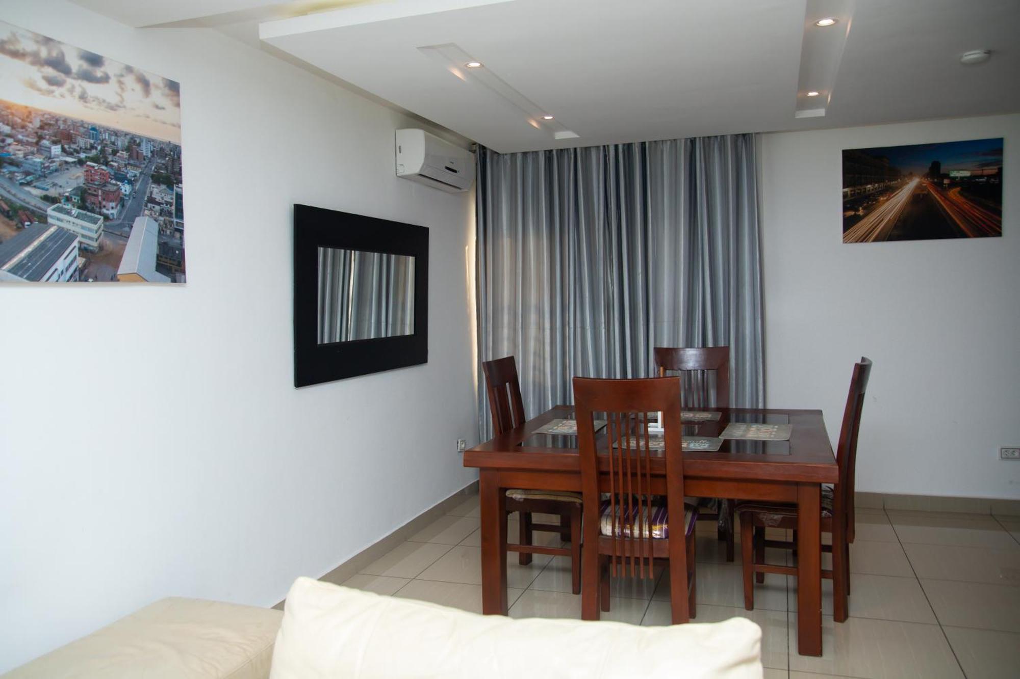 Imolease Hubert Sainte Rita Apartment Котону Екстериор снимка